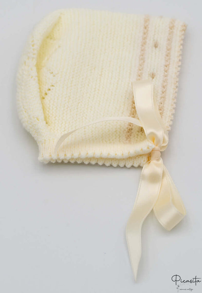 gorro_recien_nacido_blanco_y_beige_modelo_8