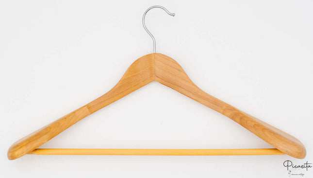 Perchas Hombro Ancho Tono Claro