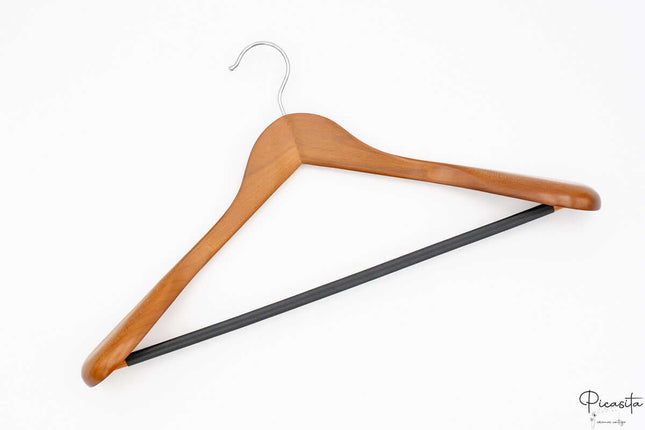 Perchas Hombro Ancho Tono Medio