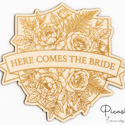 Cartel Aqui Llega la Novia