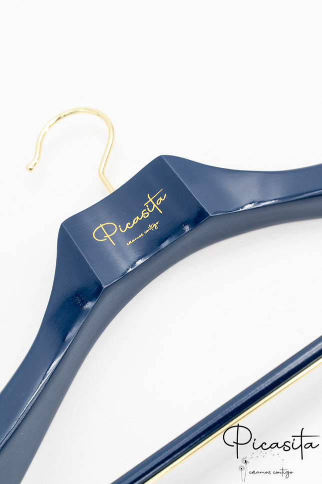 Perchas de Color para Boutique