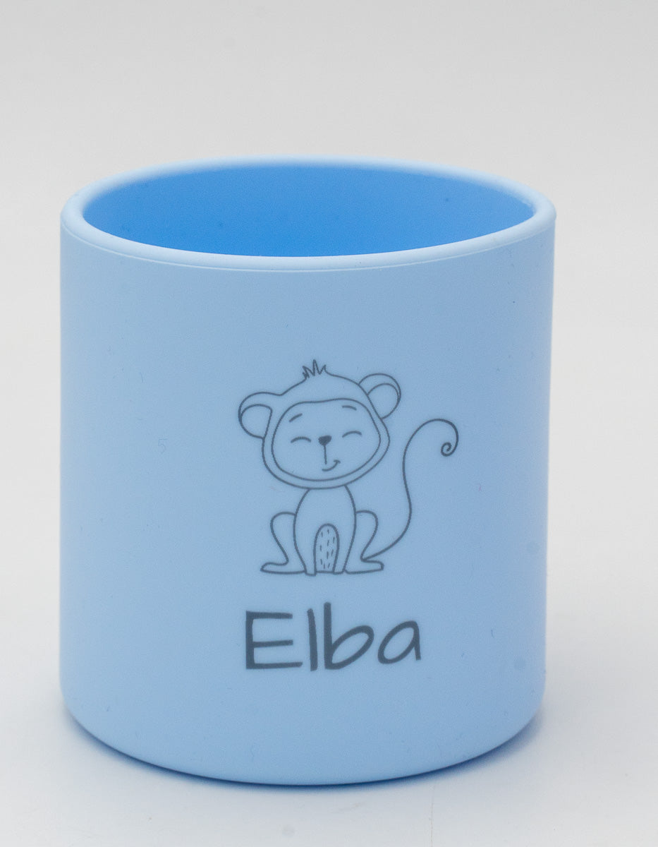 Vaso azul claro personalizado con nombre y dibujo
