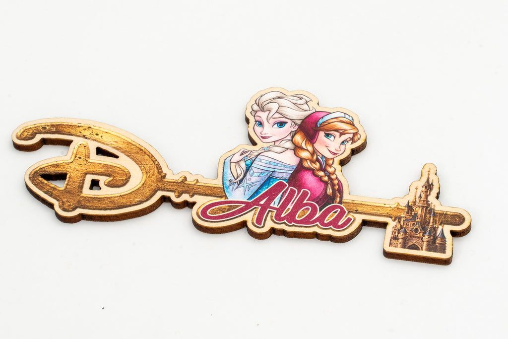 Disney giltza izen pertsonalizatuarekin eta Frozen filmeko pertsonaiekin