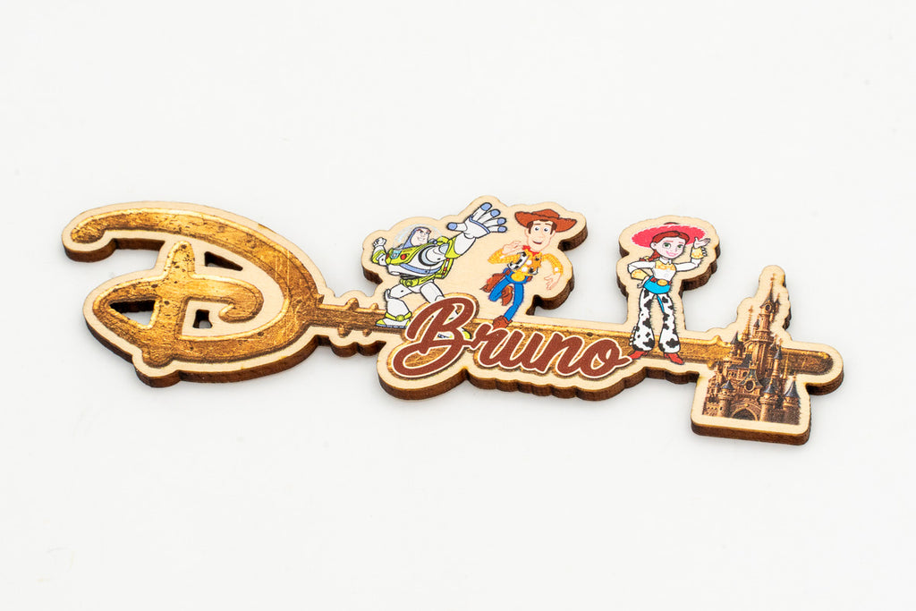 Disney giltza izen pertsonalizatuarekin eta Toy Story filmeko pertsonaiekin