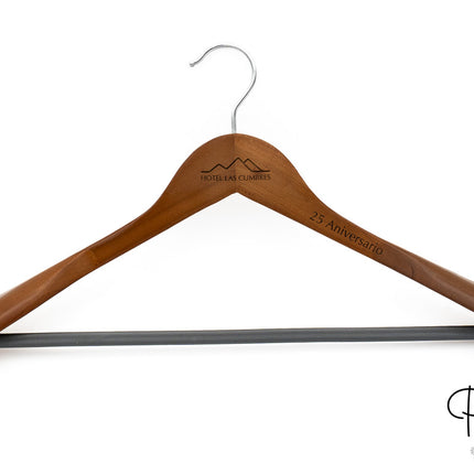 Perchas Hombro Ancho Tono Medio