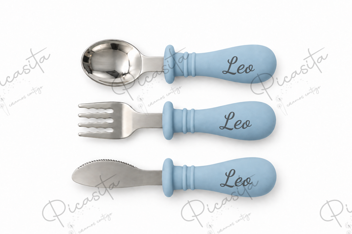 Cubiertos infantiles de tres piezas con cuchillo personalizados para Leo
