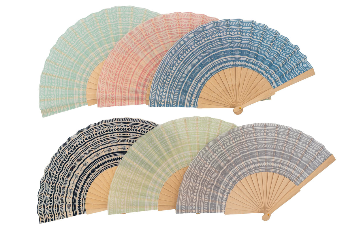 Pastel tonuetako estanpatu geometrikoak dituzten haizemaileak