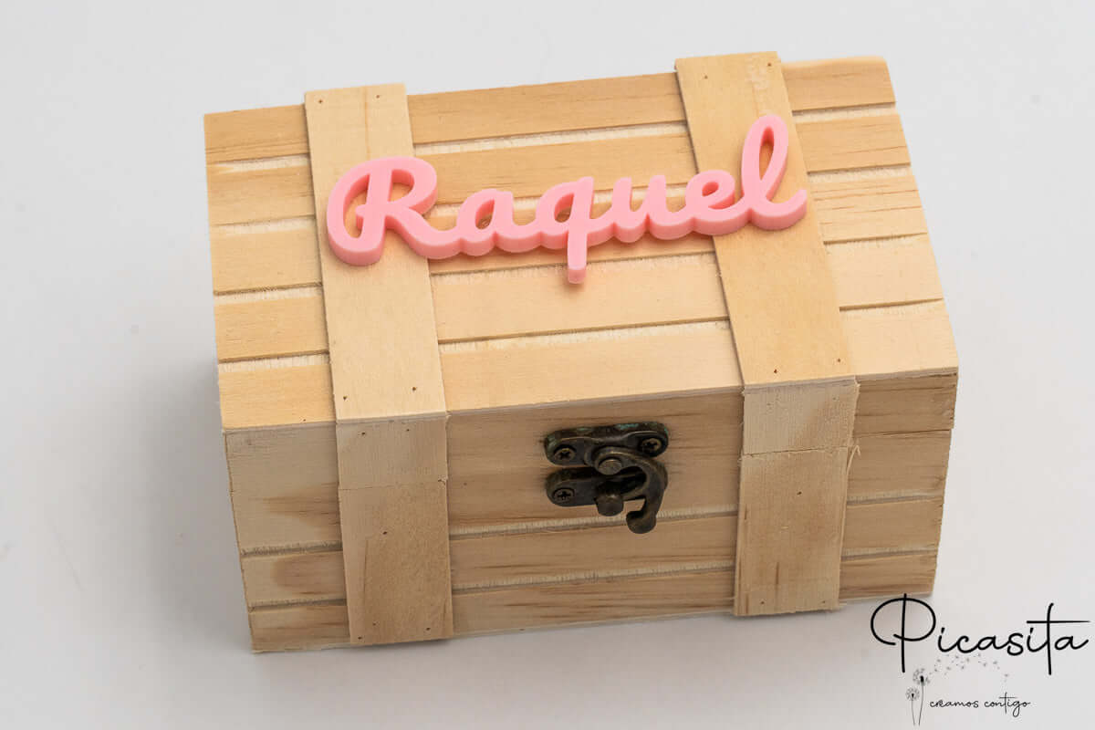 Caja de Madera Personalizada con Nombre