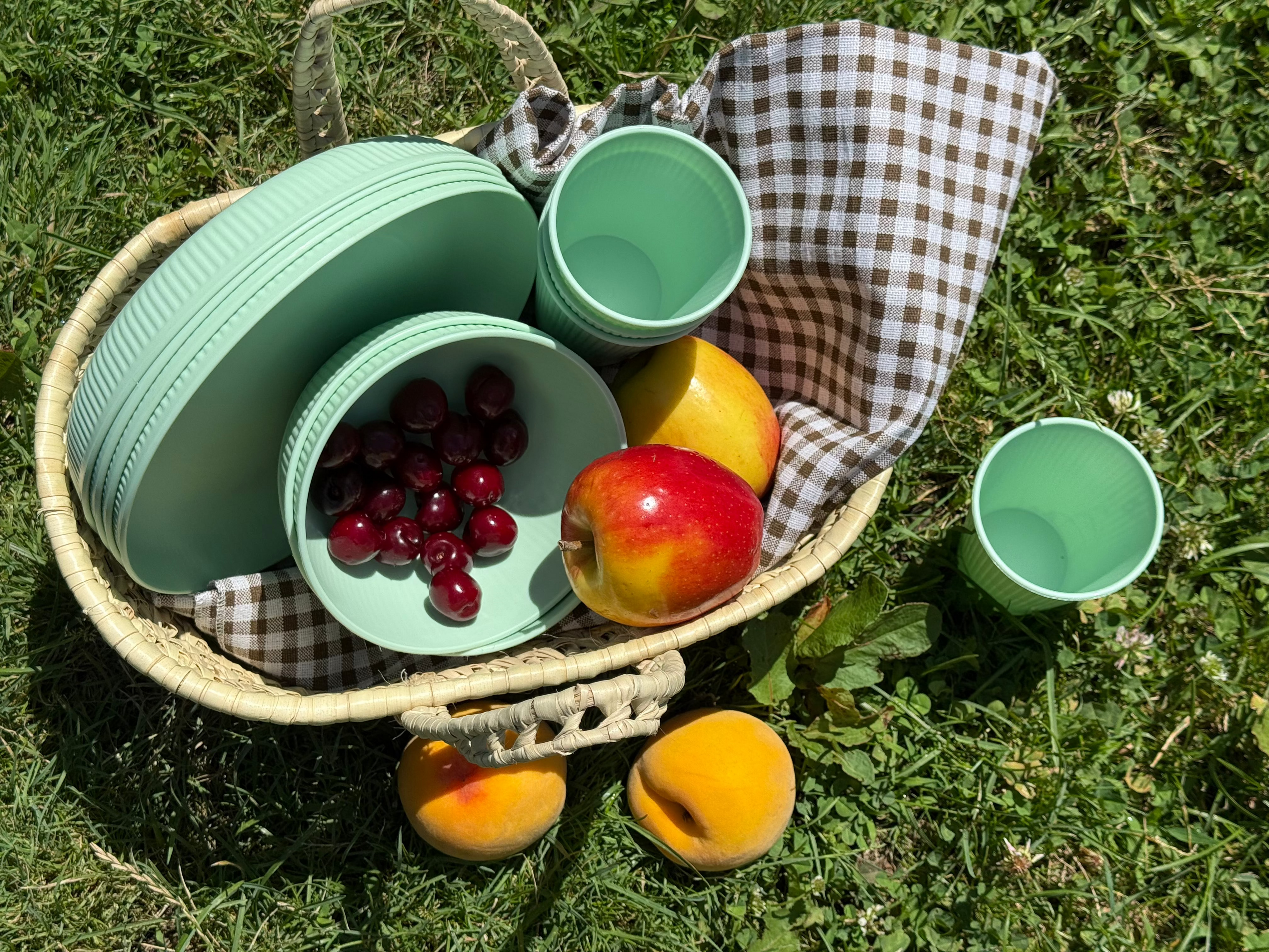 Cesta de Picnic para Salir a Comer en el Campo