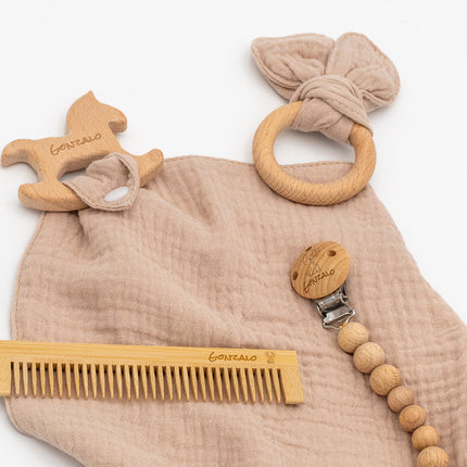conjunto_muselina_chupetero_personalizado_mordedor_y_peine