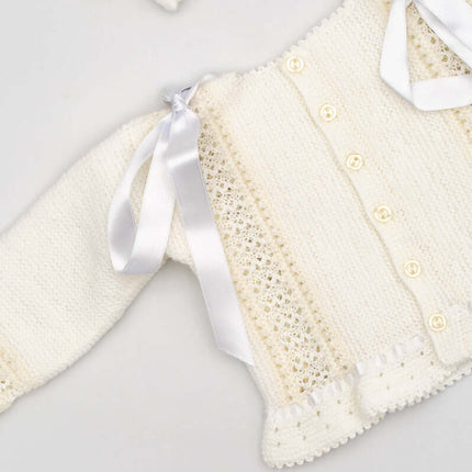 conjunto_recien_nacido_jersey_y_gorro_blanco_modelo_5