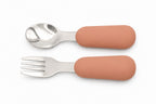 Cubiertos para bebé BLW, cuchara y tenedor de silicona en color arcilla