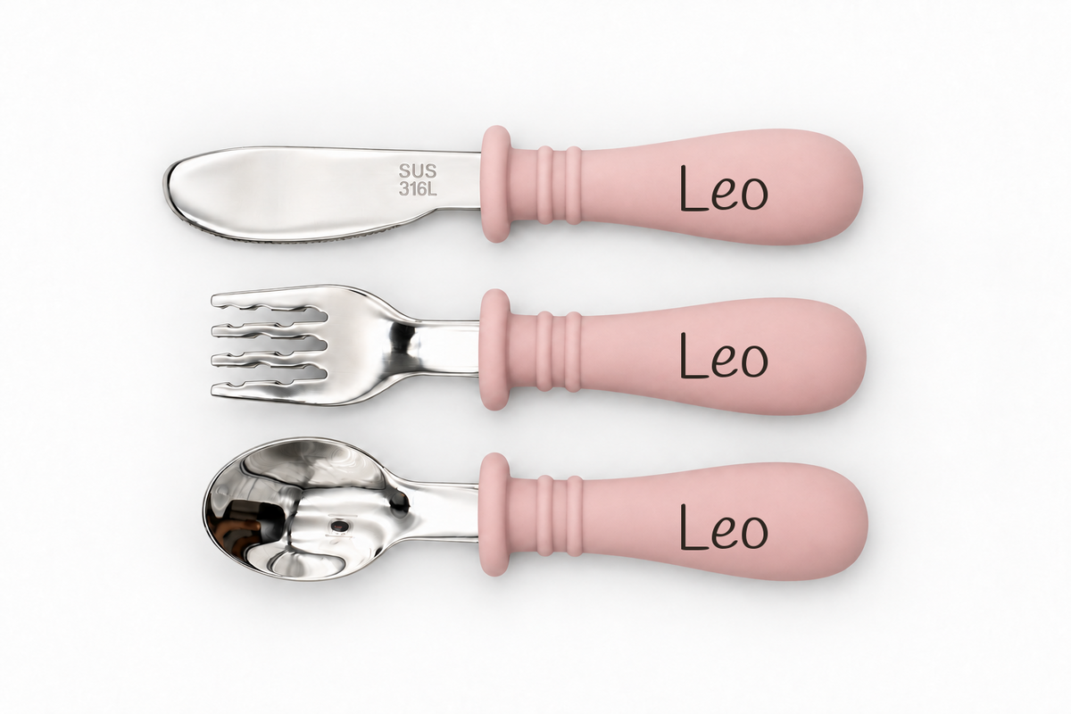 Cubiertos infantiles personalizados · Rosa Clarito · nombre Leo