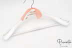 percha_personalizada_de_boda_hombros_anchos