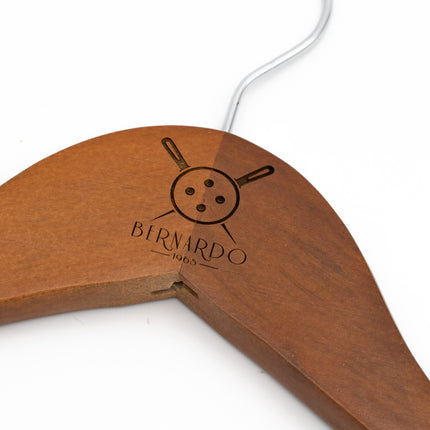 perchas_de_madera_con_pinzas