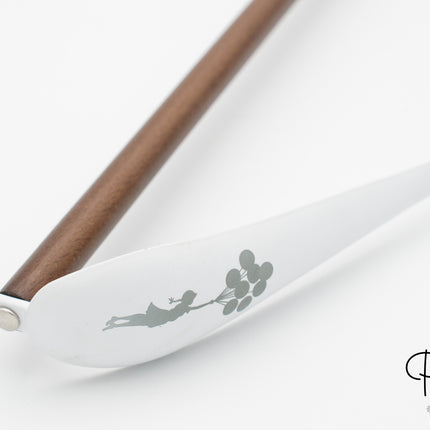 perchas_de_metal_y_madera