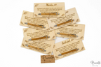 Varios modelos de placas y rodajas de madera personalizadas para testigos de boda.