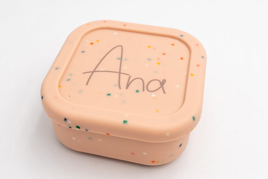 Tupper rosa con chispitas personalizado con nombre Ana