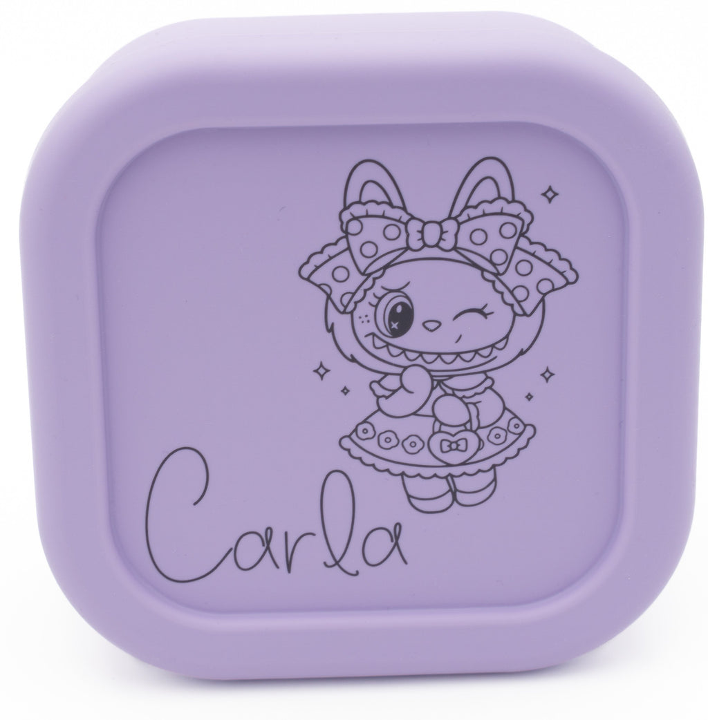 Tupper mediano lila personalizado con nombre Carla y dibujo